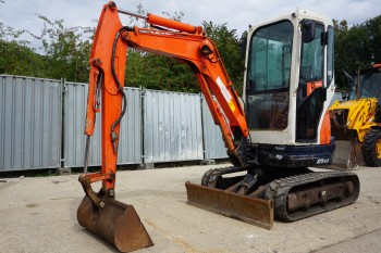 kubota-u25-3-year-2009-hours-4897-sold